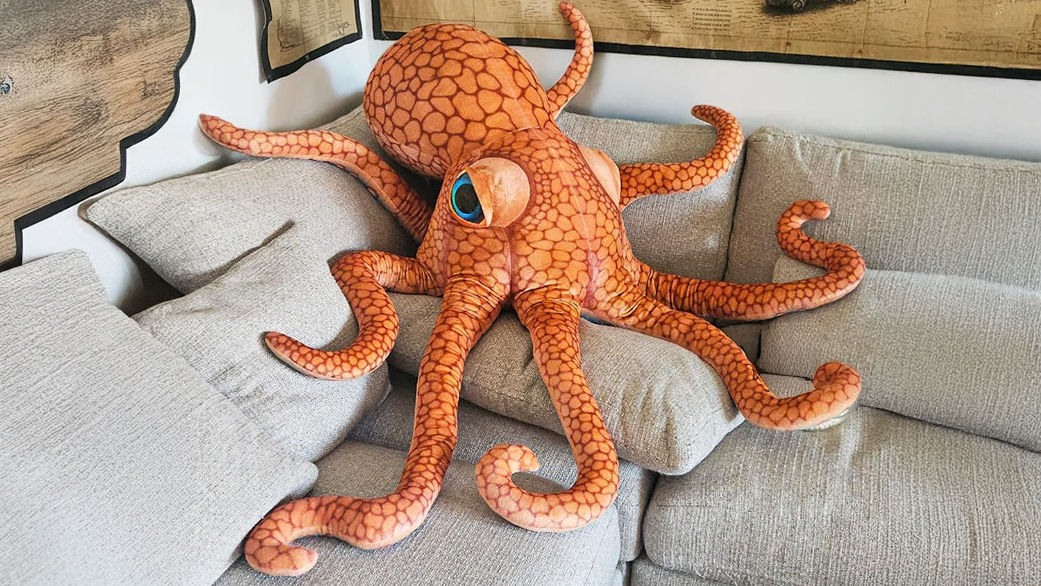 Giant Octopus Cuddly Toy Giant Octopus Cuddly Toy