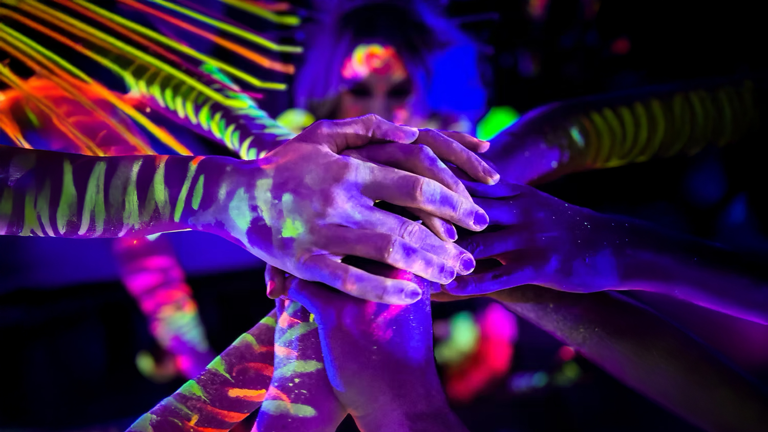 Get Naked! Get Glowing! Get Naked! Get Glowing!