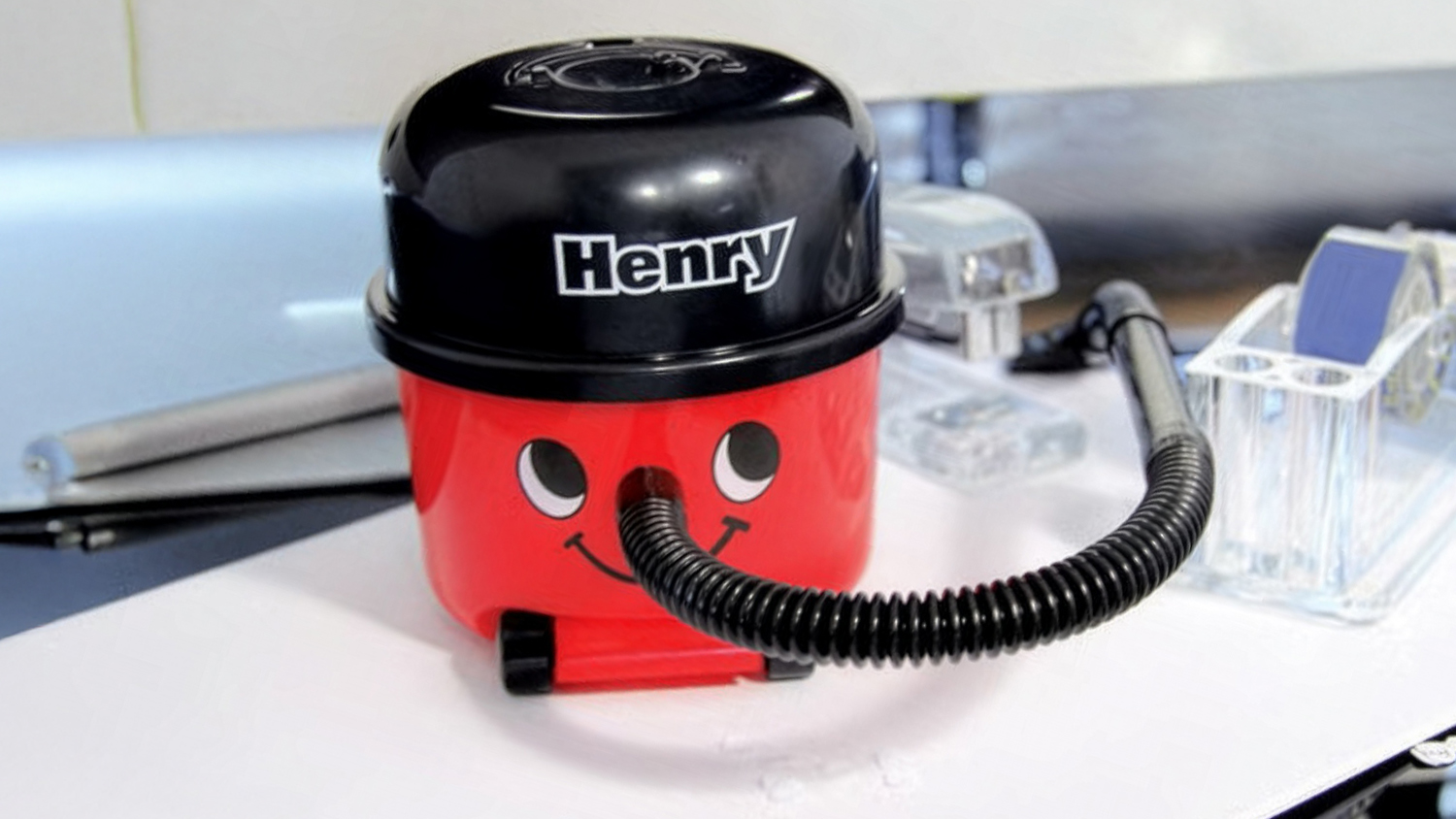 Henry Desk Vacuum Henry Desk Vacuum